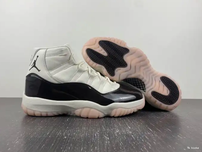 Reps TBK 11 AR0715-101 Jordan Air Neapolitan WMNS 0528